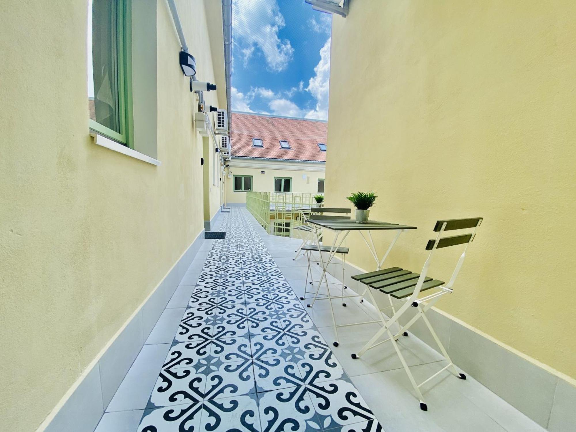 Tm Apartments Timisoara Ngoại thất bức ảnh